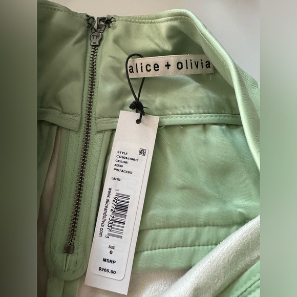 Alice + Olivia Pants - Alice+ Olívia Pistachio Vegan leather shorts